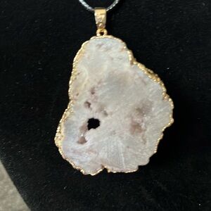 Beautiful Agate Pendant With Cord